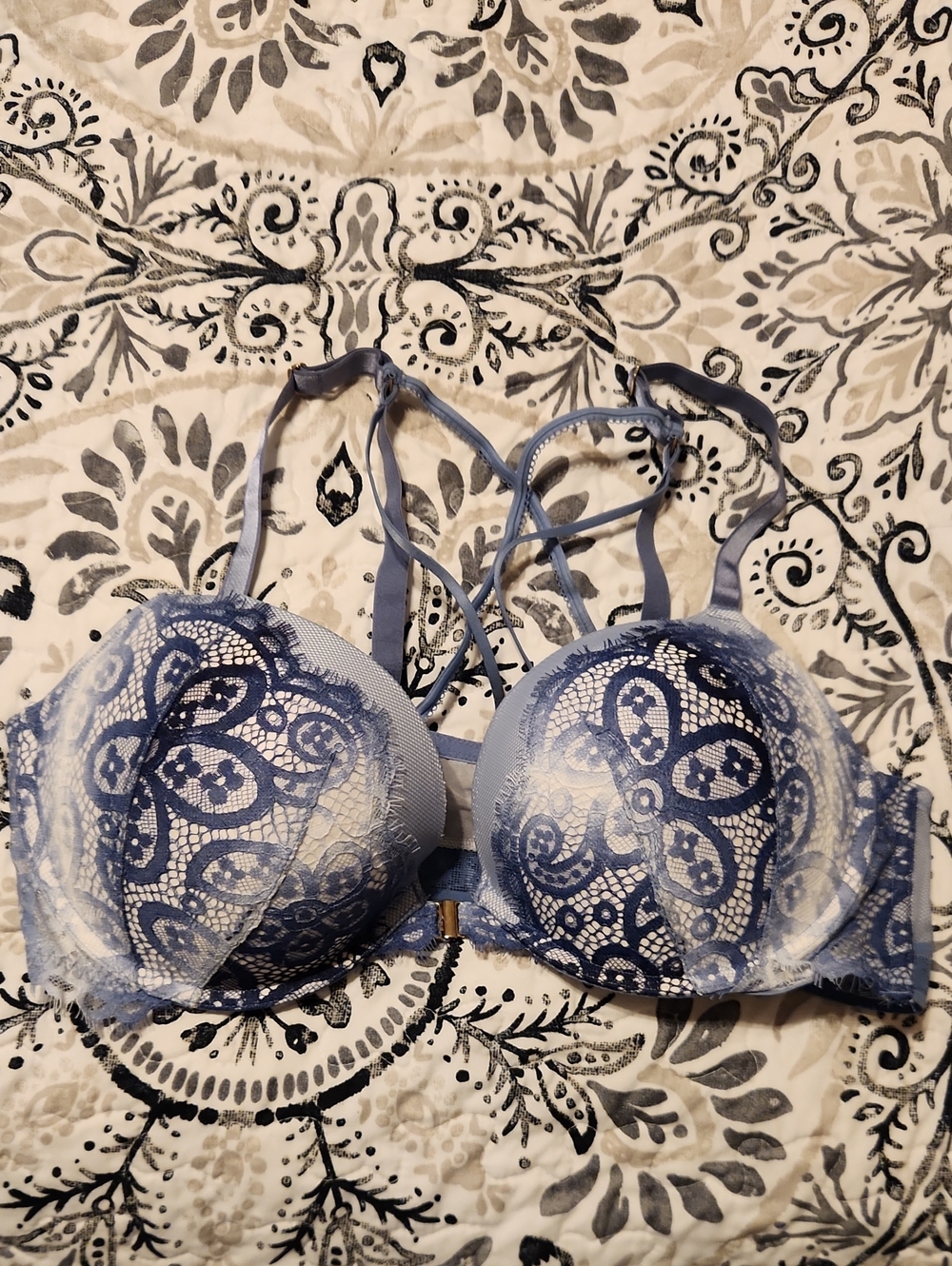 Victoria's Secret Front Close Very Sexy Pushup Bra